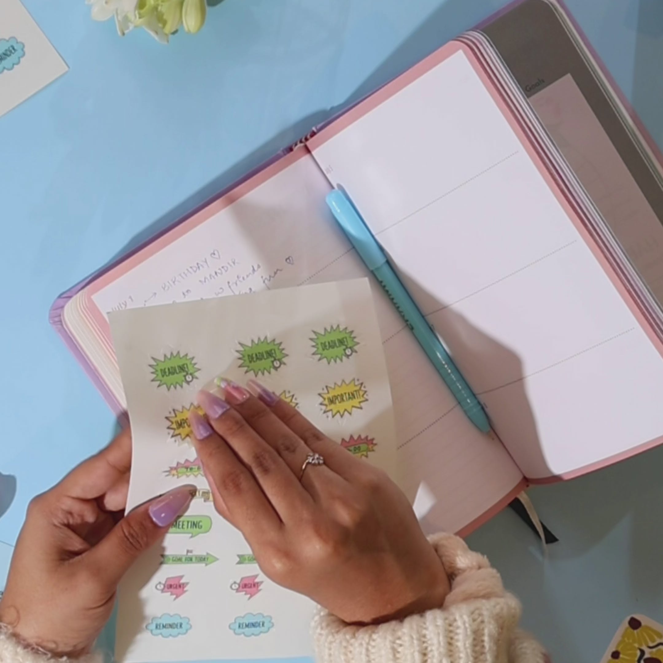 The Becoming Planner 2026 combo✨💛